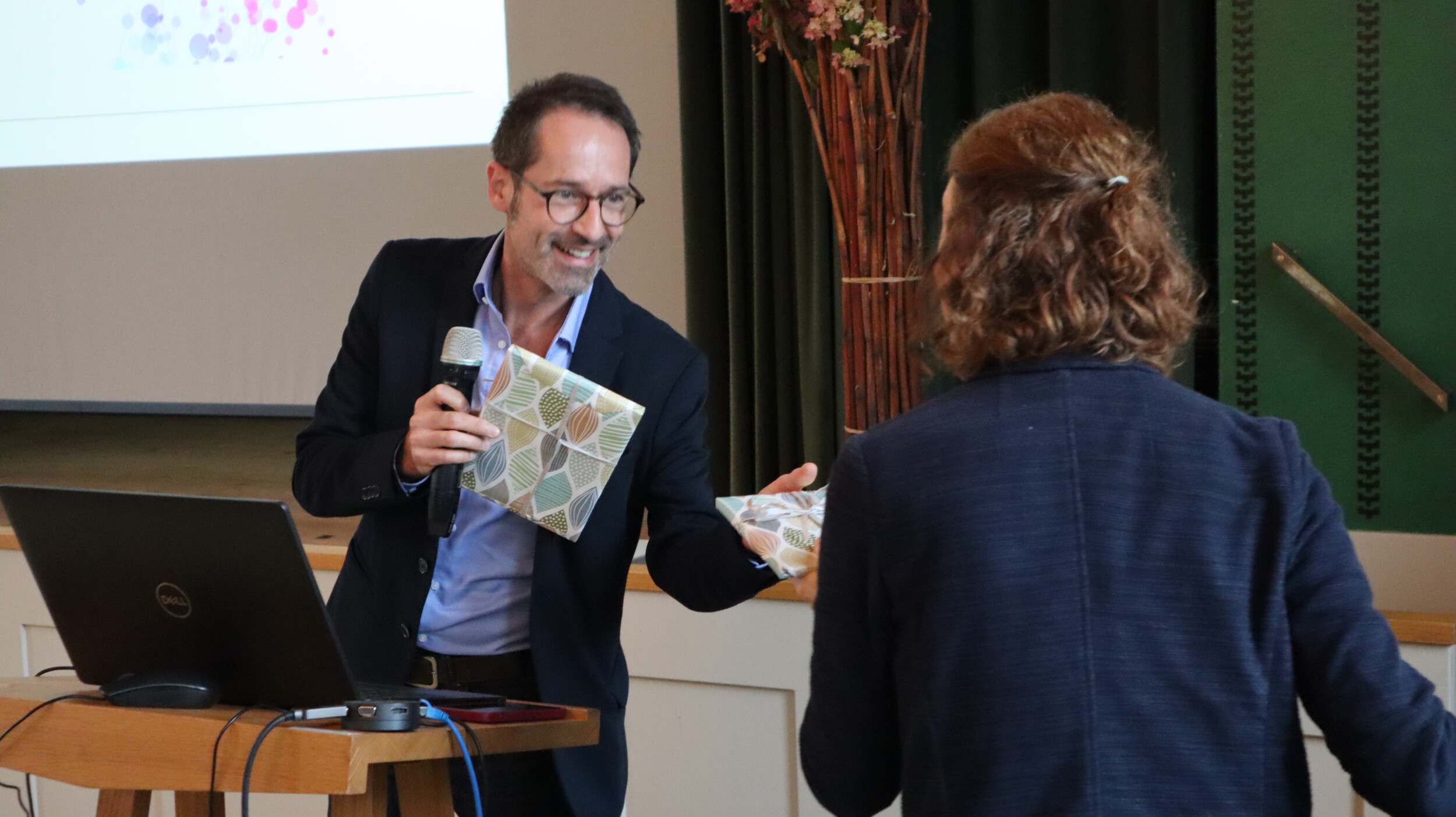 , R&uuml;ckblick auf das 19. Appenzeller Suchtsymposium: &bdquo;Stressfolgeerkrankungen und Sucht&ldquo;, Spitalverbund AR